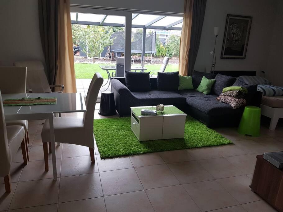 Ferienwohnung Ebenerdig Mit Terrasse & Garten, Wlan & Parkplatz! Self Check-In & Check-Out! Schwedenofen! Auggen Exterior foto